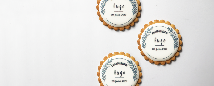 Biscuits sablés avec votre visuel imprimé sur une feuille de sucre